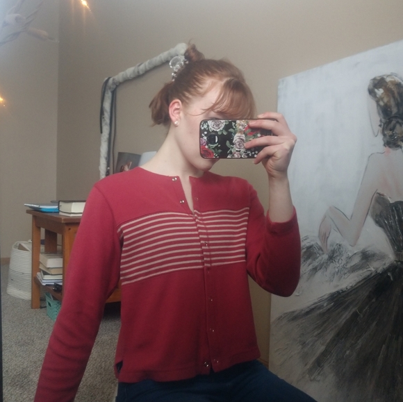 Spring sweater - Picture 1 of 4